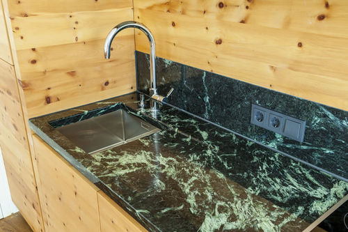 Plan de travail en pierre naturelle - TAUERN - Lauster Steinbau GmbH Natursteinwerke - de cuisine