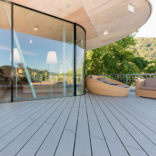 Lame de terrasse en bois composite - ROBUST - NATURinFORM GmbH - aspect bois / professionnelle / écolabel PEFC