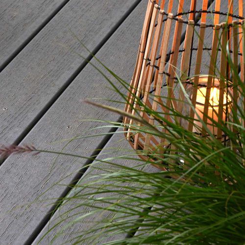 Lame de terrasse en bois composite - STRONG - NATURinFORM GmbH - aspect bois / professionnelle / écolabel PEFC
