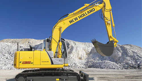 Pelle intermédiaire - E135B - New Holland Construction - sur chenilles / pour chantier