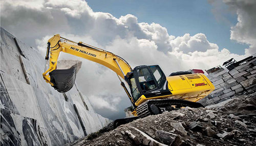 Pelle sur chenilles - E385C - New Holland Construction - pour chantier