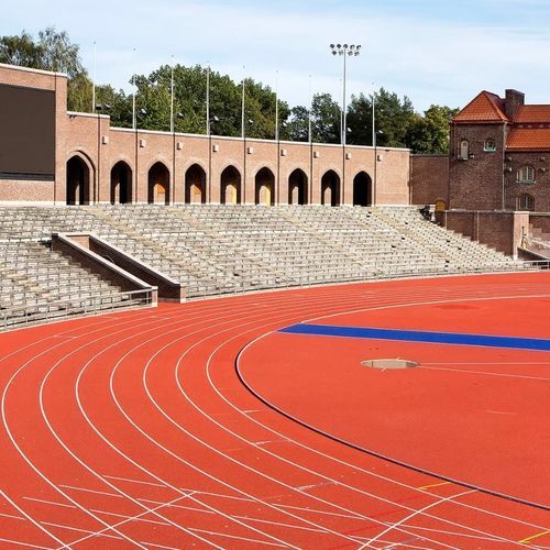 Terrain multisports pour collectivité - PUR - Polytan GmbH