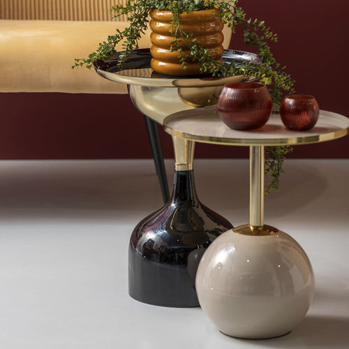 Table d'appoint contemporaine - Ivy - KARLSSON CLOCKS - en fer / avec piètement en fer / ronde