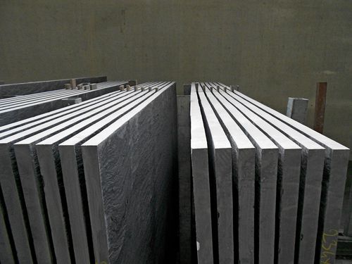 Plaque de pierre - ITALIAN SLATE SLABS NATURAL CLEFT  240 X 130 CM - Ardesia Mangini A & D snc