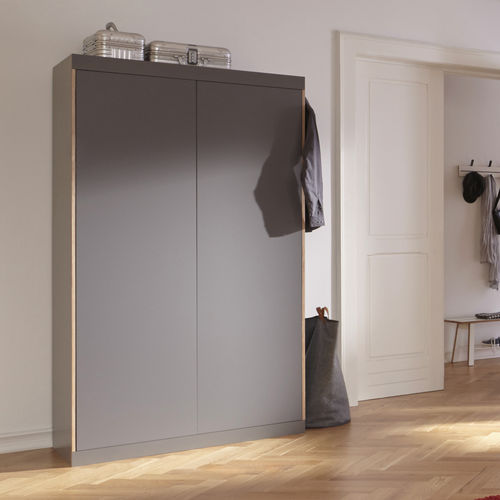 Armoire contemporaine - FLAI 2 - Mueller Moebelwerkstätten - en bouleau / à portes battantes
