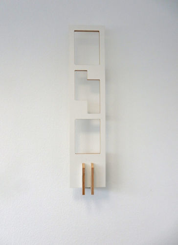 Porte-revues design minimaliste - lesestoff - Tojo - résidentiel / en contreplaqué / en bouleau