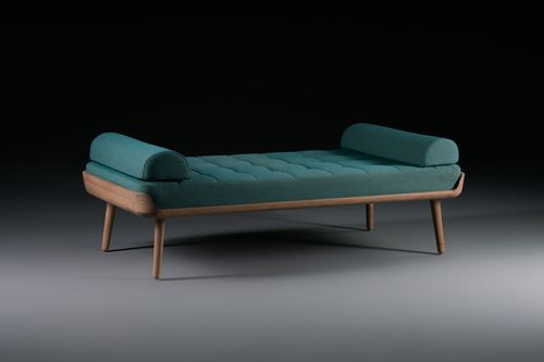Méridienne contemporaine - THOR - Artisan Solid Wood Furniture - en tissu / en chêne / en érable