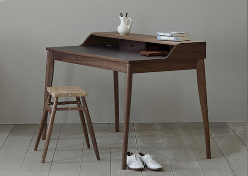 Bureau contemporain - YVES - PINCH - en bois / 4 pieds
