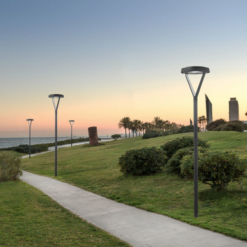 Lampadaire urbain - CENTURY - CARANDINI - contemporain / en fonte d'aluminium / à LED