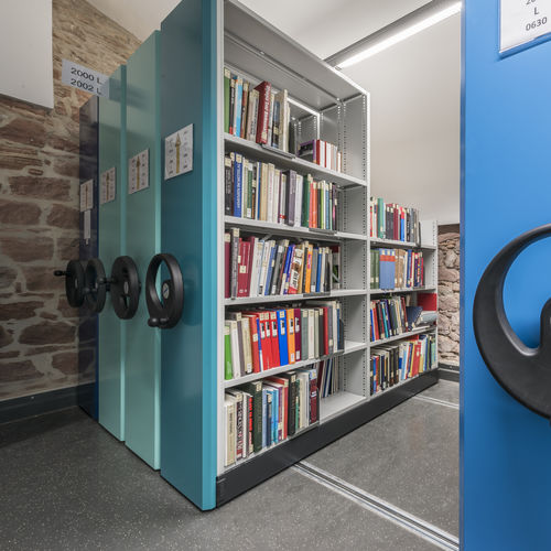 Étagère contemporaine - MAXITHEK - Zambelli GmbH & Co. KG - en métal / pour bibliothèque / professionnelle