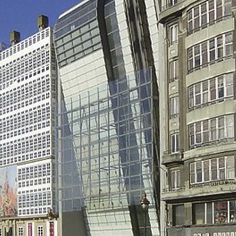 Brise-soleil en acier inoxydable - FUNDACION CAIXA GALICIA, LA CORUNA - SPAIN - Design Factory cmb - pour façade / vertical