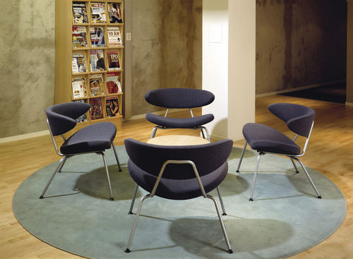 Fauteuil contemporain - DIRECTOR - mitab - en tissu