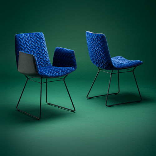 Chaise contemporaine - AMELIE - FREIFRAU - d'intérieur / en tissu / en cuir