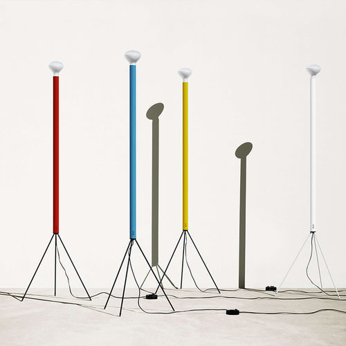Lampe de sol - LUMINATOR - FLOS - en métal / en fer / contemporaine