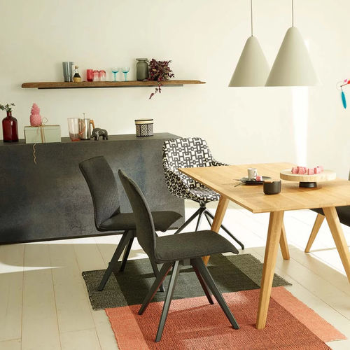 Chaise de salle à manger contemporaine - UNO  - ANREI - Reisinger GmbH - d'intérieur / en tissu / avec piètement en chêne