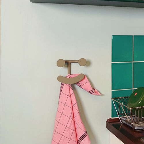 Porte-manteau mural - HAPPY HOOK - Fritz Hansen - contemporain / en acier à revêtement par poudre / vert