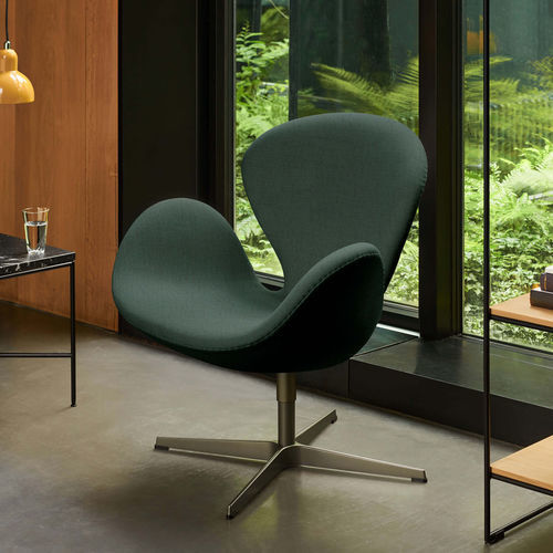 Fauteuil contemporain - SWAN™ - Fritz Hansen - en cuir / en tissu / rouge