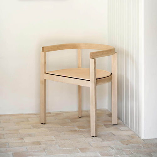 Chaise de salle à manger design industriel - AFTER - Fritz Hansen - d'intérieur / en bois massif / en frêne