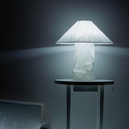 Lampe de table - LAMPAMPE - INGO MAURER - en métal / en papier japonais / design