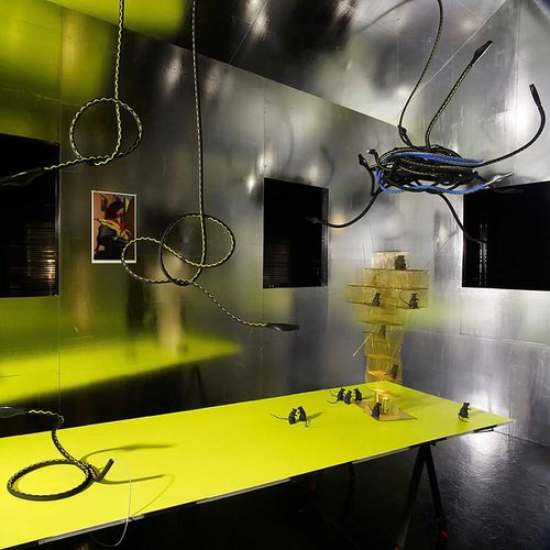 Suspension - ALIZZ C. COOPER - INGO MAURER - en métal / en plastique / en caoutchouc