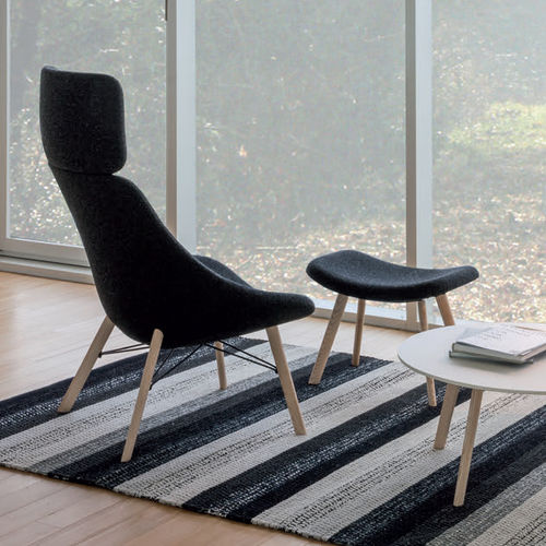 Repose-pied contemporain - AUKI - Lapalma - en tissu / en cuir / en bois