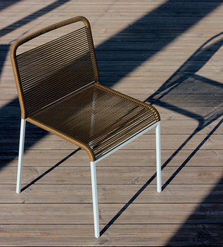 Chaise contemporaine - ARIA - Lapalma - d'extérieur / en polyester / avec piètement en acier inoxydable
