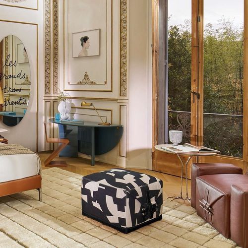 Pouf contemporain - SOMEWHERE EL - S - Cassina - en cuir / carré / avec revêtement amovible