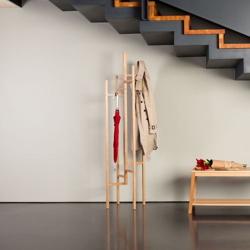Porte-manteau sur pied - EIGEN - Woodman Ltd. - contemporain / en chêne