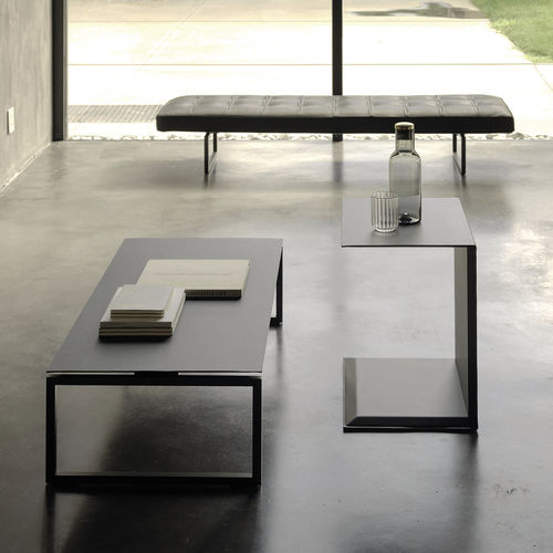 Table basse contemporaine - LUDWIG - desiree divani - en MDF / en cuir / avec piètement en métal peint