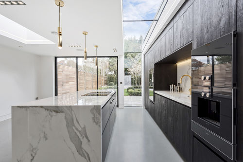 Cuisine contemporaine - SUCH DESIGNS - BORA Vertriebs GmbH & Co KG - en marbre / avec îlot