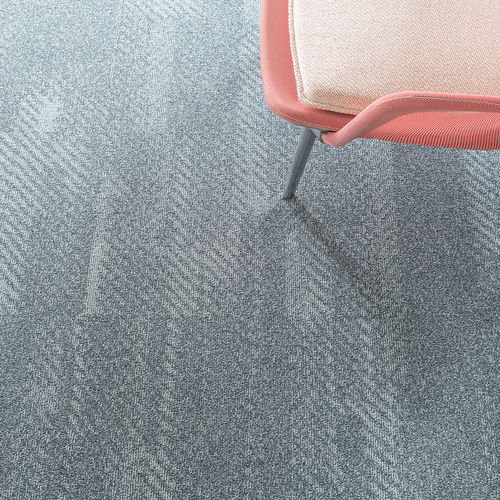 Moquette en dalles -  FLOW SONIC CONFORT - Balsan - bouclée / structurée / en polyamide