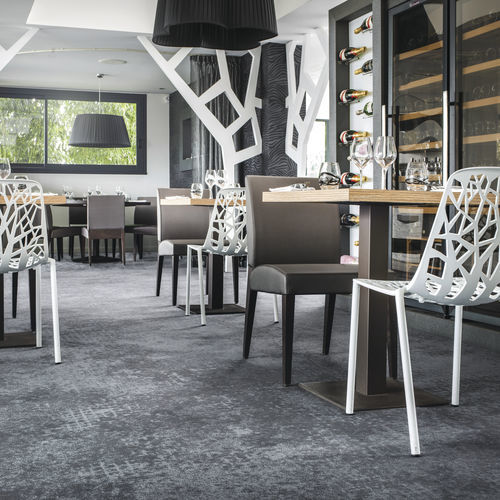 Moquette tuftée - CONCRETE CONFORT+ - Balsan - en plastique / pour hôtel / pour bâtiment