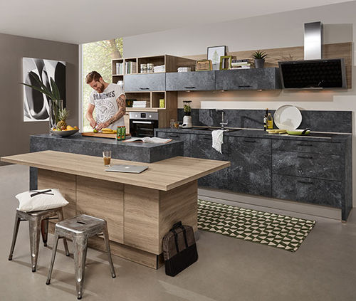 Cuisine contemporaine - BETON - Express Küchen GmbH & Co. KG - en bois / en béton / avec îlot