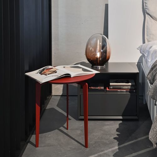 Table d'appoint contemporaine - T2 - Kettnaker GmbH & Co. KG Möbel-Manufaktur - en chêne / en noyer / en bois laqué