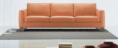 Canapé contemporain - CLASSICO - Molinari Design Srl. - en cuir / orange / 2 places