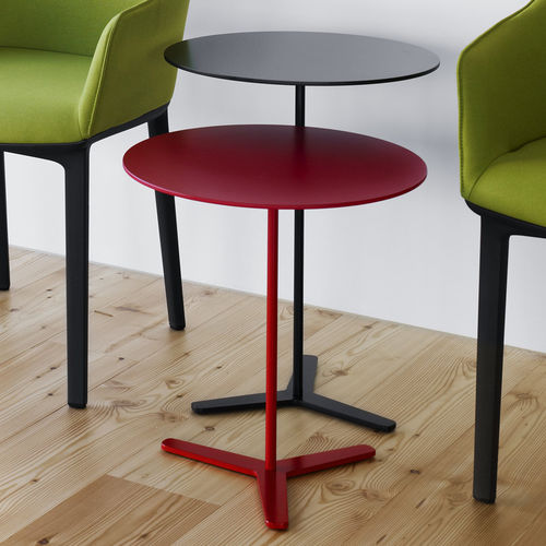 Table gigogne contemporaine - TRE - MOX AG - en MDF laqué / en acier à revêtement par poudre / en métal chromé