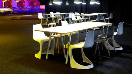 Chaise contemporaine - MODO 290 - Nielaus Møbler ApS - d'intérieur / en plastique / cantilever