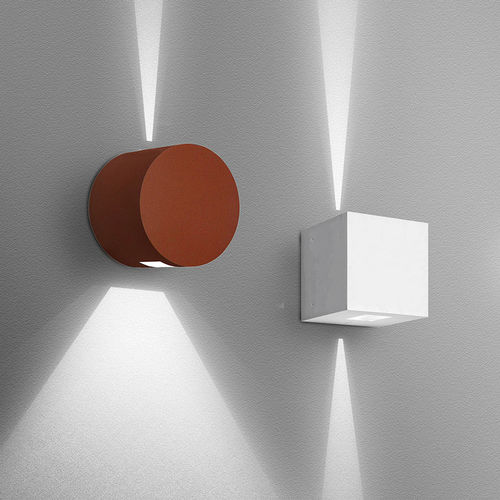 Applique murale contemporaine - EFFETTO - Artemide - d'extérieur / en PMMA / en fonte d'aluminium