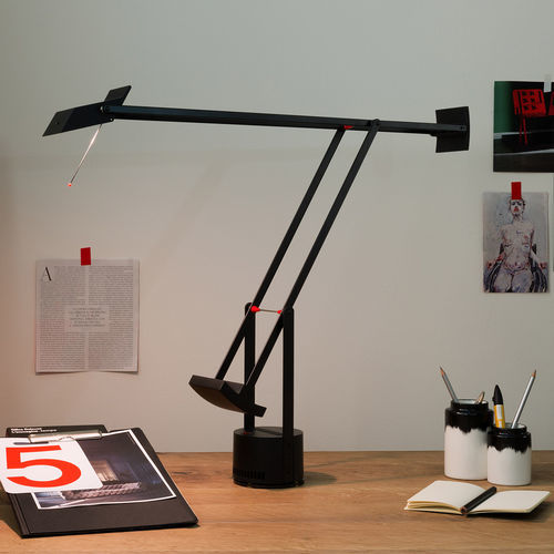 Lampe de table - TIZIO - Artemide - en aluminium / en technopolymère / contemporaine