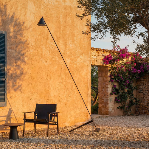 Lampe sur pied - VEA - Artemide - en métal / design minimaliste / d'intérieur