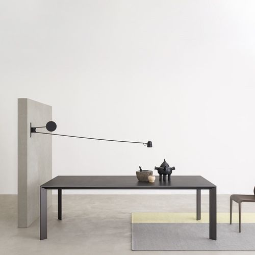 Table contemporaine - MAC - DESALTO spa - bois / en verre / en stratifié