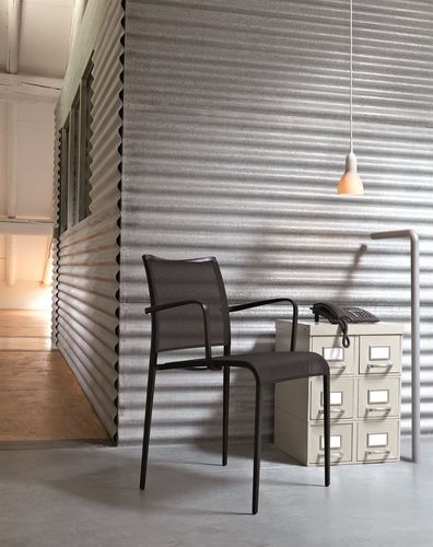 Chaise contemporaine - SAND LIGHT - DESALTO spa - d'extérieur / d'intérieur / en résille