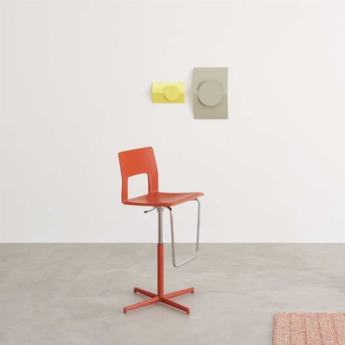 Chaise de bar contemporaine - KOBE - DESALTO spa - d'intérieur / en cuir / en polyuréthane