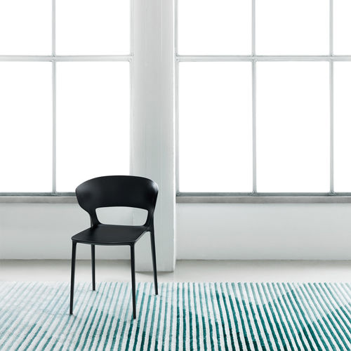 Chaise contemporaine - KOKI - DESALTO spa - d'extérieur / d'intérieur / en polyuréthane