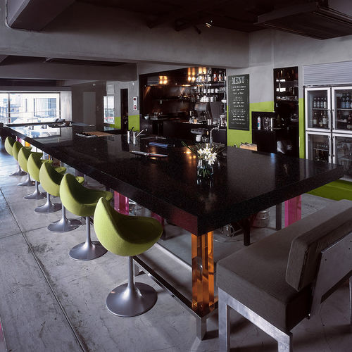 Plan de travail en Corian® - Deep Anthracite - CORIAN - pour restaurant / noir / lisse