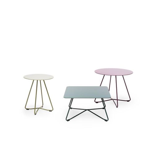 Table basse contemporaine - SCOOP - Martela - en frêne / en chêne / en stratifié