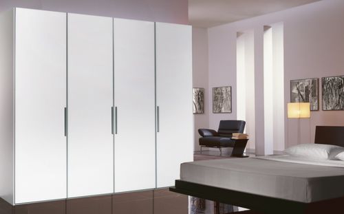 Armoire contemporaine - LOSONE - Rüttimann AG - en verre / en verre laqué / à portes battantes