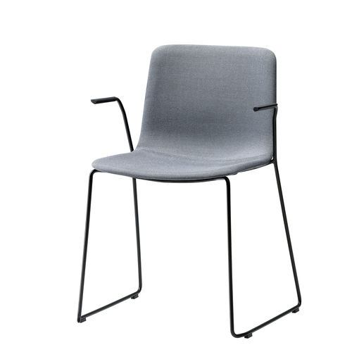Chaise contemporaine - PATO - Fredericia Furniture - d'intérieur / en tissu / en cuir