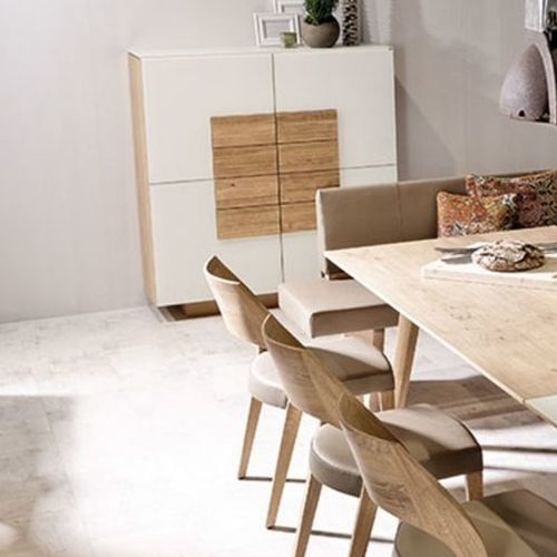 Buffet à portes battantes - V-Montana  - Voglauer Möbelwerk Gschwandtner & Zwilling GmbH & Co. KG - haut / contemporain / en chêne