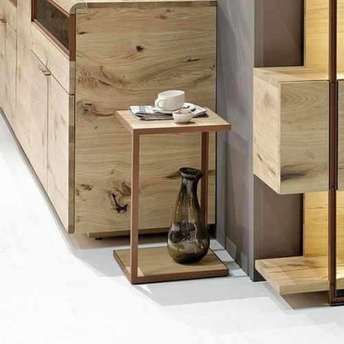 Table d'appoint contemporaine - V-Cube - Voglauer Möbelwerk Gschwandtner & Zwilling GmbH & Co. KG - en chêne / avec piètement en métal / carrée